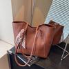 Bolsa Tote Grande Capacidade Transfronteiriça para Mulheres 2026 Novo Estilo Bolsa de Ombro de Alta Qualidade Versátil Moda Casual Bolsa para Trabalho e Deslocamento