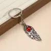 Collar Personalizado Ojo de Diablo con Pluma, Llavero de Coche de Acero Inoxidable de Nicho, Cadena Decorativa para Suéter