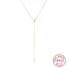 Collar Clavícula de Plata de Ley S925 con Colgante Redondo de Superficie Lisa y Cadena de Mariposa con Incrustaciones de Diamante, con un Toque de Lujo Exclusivo, Venta al por Mayor