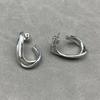 Aretes de Estilo Japonés y Coreano Viento Ins Diseño de Onda Torcida Cruzada Pequeña Curva Ondulada Aretes Clásicos de Moda de Alta Gama para Mujeres