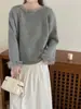 Suéter Pulóver para Mujer con Cuello de Perlas Empalmado con Mangas Peludas - Nuevo Estilo Otoño e Invierno 2025 - Top de Punto Elegante de Alta Gama