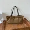 Bolso de mano retro, bolso de mano de gamuza al por mayor, bolso de hombro nuevo y popular, bolso de axila de gran capacidad, bolso de moda para el día a día