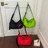 Bolsa de nailon de gran capacidad para mujer, bolso de hombro y bandolera de estilo casual, nuevo modelo 2026, bolsa cruzada casual multibolsillos para hombre