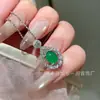 Atacado do Fabricante: Pingente de Jade Verde Natural com Incrustação de Prata S925, Design Fresco e Delicado