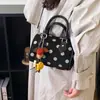 Bolsa de ombro única de veludo com bolinhas, padrão retrô de camurça feminina, moda outono, nova chegada, bolsa transversal, executiva, bolsa de mão requintada 2026, versátil