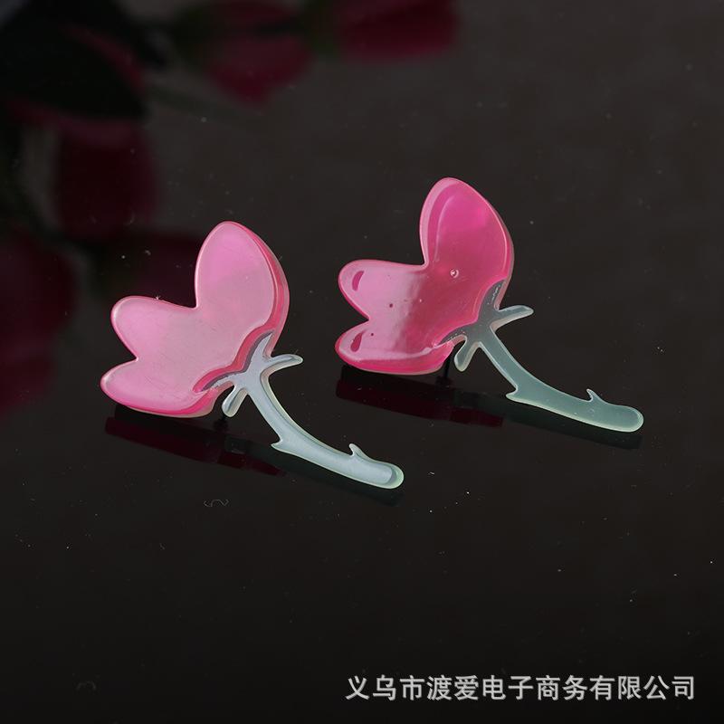 三花瓣耳钉.JPG