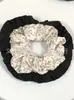 Elástico de Cabelo Scrunchie Listrado com Renda Estilo Coreano para Mulheres, Acessório de Cabelo Suave e Elegante, Elástico de Cabelo Scrunchie Estilo Coreano