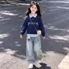 Conjunto de Sudadera con Capucha de Retazos Rayados Estilizado Artístico Fresco para Niñas, Falso Dos Piezas, con Cuello, Lindo Versátil para Jeans