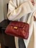 Yue Zi 2026 Otoño/Invierno Nuevo Bolso de Cadena Acolchado de Diamantes Gran Capacidad Versátil Bolso de Hombro Único Cruzado Bolso Tote Texturizado para el Trabajo