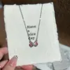 Colar de coração para menina Funfan, design moderno e único, corrente de clavícula da moda, em formato de coração, estilo estudante, versátil e chique