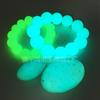 Pulseiras de Contas de Buda de Pedra Luminosa Atacado, Pulseiras de Círculo Único com Pérolas Noturnas Fluorescentes Verdes para Homens e Mulheres, Fornecimento para Pontos Turísticos e Feiras Noturnas