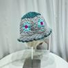 Sombrero de pescador tejido a mano con flor de ganchillo estilo Cai Yilin, sombrero de cubo de lana para mujer, primavera y verano, combinación de colores dulces japoneses