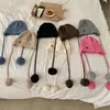 Gorro de Lana Tejido Estilo Coreano Ins para Proteger los Oídos de Mujer en Otoño e Invierno, Gorro Tejido Lei Feng Pequeño para Calentar la Cara con Correas y Gorro Volador