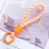 Lanyard Corto Tejido Mini de 8 cm Colgante de Llavero de Peluche Colgante Llavero Correa de Teléfono Tejida a Mano con Bloqueo de Color