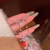 Brincos Pendentes de Laço Prateado com Pingente de Gota, Design de Alto Padrão, Brincos de Luxo Leve para Mulheres, Acessórios de Orelha Únicos