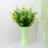 Plantas Verdes Simuladas Eucalipto de 7 Galhos Arranjo de Flores para Canteiro de Restaurante Decoração Grama da Fortuna Flores Artificiais de Plástico Venda por Atacado