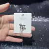 Design Minimalista Clipe de Orelha de Outono para Mulheres, Agulha de Prata S925, Nicho Luxo Leve Moda Versátil Galvanoplastia Ecológica