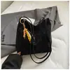 Bolso Retro de Nicho con Estampado de Leopardo para Otoño e Invierno para Mujer 2025 Nuevo Bolso de Hombro Axila de Moda para Viajes Bolso Tote Cubo