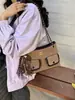 2026 Nueva Bolsa Retro de Gamuza Bajo el Brazo para Mujer, Sensación de Alta Gama, Cadena, Hombro Único, Cruzada, Bolso de Mano Versátil para el Día a Día