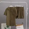 2024 nuevo traje de camisa de manga corta verano suelto casual cárdigan de algodón y lino camisa en stock venta al por mayor
