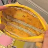 Estojo de Lápis Rilakkuma Peludo e Fofo para Meninas, Bolsa de Maquiagem com Aparência Sofisticada, Estojo de Lápis de Papelaria Cartoon de Grande Capacidade, Porta-Canetas