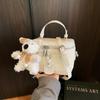 2025 Nova Bolsa Balde Casual Retrô Estilo Nicho Design Elegante Portátil Moderna para Trabalho Moda Transversal Feminina
