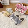 Nuevas Zapatillas de Casa para Mujer Estilo Dulce Europeo Otoño/Invierno con Lazo 3D, Comercio Exterior Transfronterizo, Zapatillas de Pelo de Una Tira