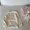 Camiseta para Niñas de Primavera y Otoño, Ropa Elegante para Bebés, Versión Coreana Personalizada de Moda para Niños, Camiseta Básica Lisa Color Macarrón con Borde Fruncido