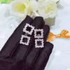 Oferta especial: Pendientes Cuadrados Huecos con Incrustaciones de Diamantes de Alta Gama, Modernos y Lujosos, Versátiles y Exquisitos, Se Pueden Usar de Dos Maneras