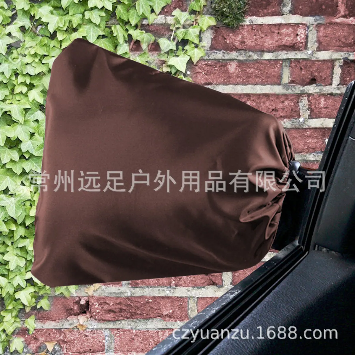 咖啡色