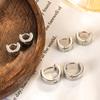 Arete de Aro Pequeño Ancho Esmaltado para Hombre y Mujer, Moda Distintiva Lisa, Arete Mini con Sentido Avanzado, Clavo para Hueso de la Oreja, Versátil, Moda, Regalo