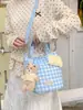 Mochila portátil linda estilo japonés de oso con retazos de cuadros y solapa de cordón, ligera para salidas de niñas, mochila pequeña para mujer