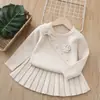 Conjunto de suéter para niñas Aekyung, nuevo conjunto de falda tejida floral de otoño e invierno, conjunto de dos piezas dulce estilo coreano para bebés