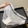 Pantis de encaje de tiro bajo para mujer, estilo francés, sexys y puros, malla hueca, cómodos, entrepierna de algodón puro, realzan las caderas, tangas triangulares finas para niñas
