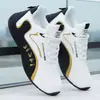 Zapatos de Hombre 2026 Primavera y Otoño Nuevos Impermeables Antideslizantes de Gama Alta para Viaje Zapatos Deportivos Casuales Versátiles de Moda para Hombre Transfronterizos
