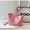 Moda Bolso Tote Tejido de Gran Capacidad para Mujer 2024 Nuevo Casual Explosivo Bolso de Hombro Nicho Bolso de Trabajo