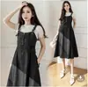 Foto Real Casual Versátil Vestido de Alça Jeans Comprimento Médio Slim Feminino Azul Escuro Cinza Outro Estilo Chinês