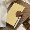 Nuevo Marcador Magnético Retro de Amazon Clip Magnético para Libros de Cuero Crazy Horse Inserto para Bolígrafo Grabado Láser Gratuito Personalizado con Imágenes
