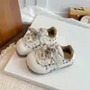 Zapatos para niños pequeños, medianos y mayores, nuevo estilo otoño 2026 con borde de encaje y lazo, zapatos casuales para niñas, tenis a cuadros