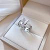 [No se decolora] Anillo de discoteca minimalista de viento frío de acero de titanio con mariposa para hombres y mujeres, anillo de comida simple con personalidad moderna.