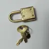 Traje de cofre del tesoro de juguete de Halloween cerradura de metal accesorios de calavera candado de amor ventas directas de fábrica de juguetes
