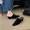 Novas mules fechadas estilo coreano 2026 com salto plataforma, sandálias de salto alto estilosas e confortáveis para mulheres