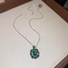 Brincos Quadrados de Zircônia Estilo Corte Retro Anel Luz Luxo de Alto Padrão Colar para Clavícula Novo Conjunto de Joias Chamativo para Mulheres