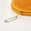Nuevo Creativo Dibujo Animado Lindo Peluche Monedero Agitar Tono con Pequeño Regalo Llave Moneda Audífonos Cable de Datos Bolsa
