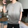 Camiseta de manga corta de verano para hombre, moderna y versátil, con degradado, de algodón, holgada, de media manga, moderna.