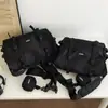 Bolsa Mensageiro Grande Capacidade 2025 Transfronteiriça para Homens e Mulheres, Mochila de Estilo Neutro, Bolsa Transversal, Bolsa de Viagem de Curta Distância de Marca Tendência