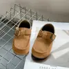 Zapatos Birkenstock Retro de Gamuza para Bebé 2026 Primavera/Otoño Nuevos Mocasines sin Cordones con Hebilla para Niños Zapatos de Cuero con Suela Suave