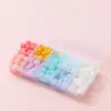 Cuentas de Cera para Sellar Caja Dividida de 24 Colores Set Múltiples Estilos Cuentas de Cera Color Macarrón Sellado de Sobres Herramientas para Sello de Cera