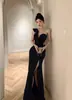 Vestido de Noche Sexy de Alta Gama con Volantes 2026 Elegante y con Estilo de un Solo Hombro para Anfitriona de Banquete, Modelo de Coche, con Abertura, Largo