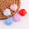 Color gelatina agujero para colgar grueso colgante de amor pulsera DIY cadena para teléfono móvil anillo colgante accesorios de joyería de corazón material en forma de corazón